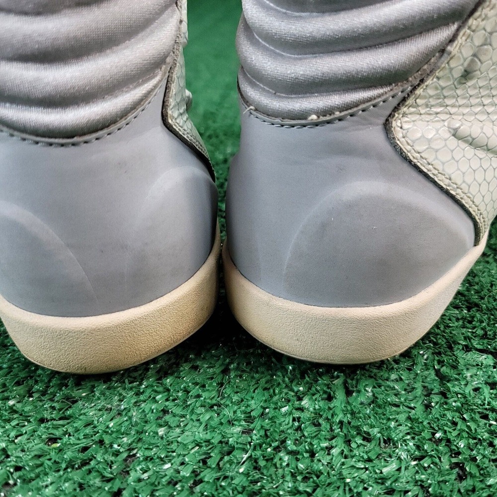 Nike Kobe 9 Men's Size 9 Shoes Lifestyle Wolf Grey White Mamba 630774-001 - Picture 9 of 13